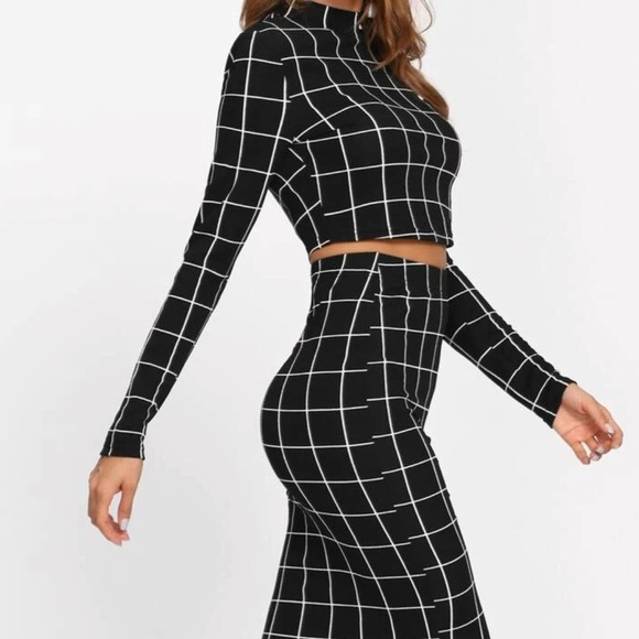 Shein Two Piece Top and Skirt - Picture 10 of 10